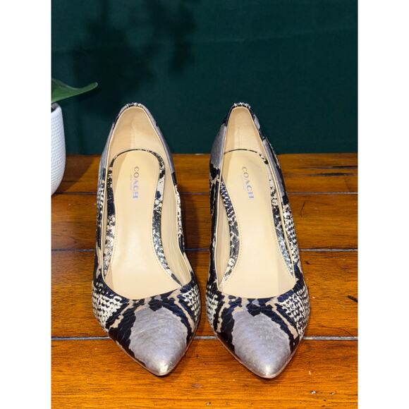 Vintage Coach Nala Graphic Animal Snake Print Slip on Pumps size 7.5B - Picture 3 of 8